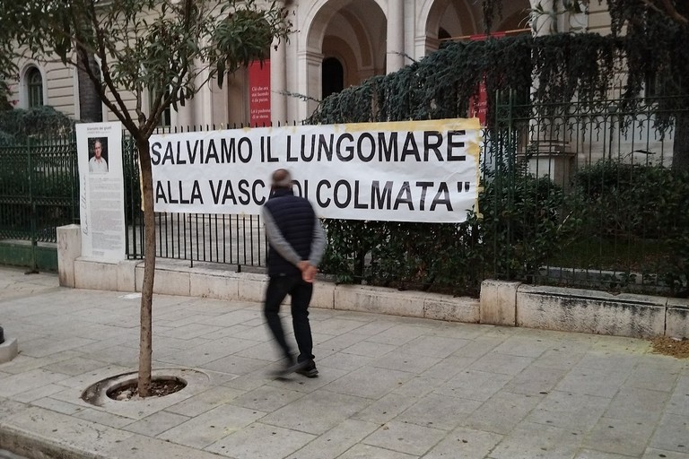 Dragaggio del porto di Molfetta: si attiva un fronte contro il progetto