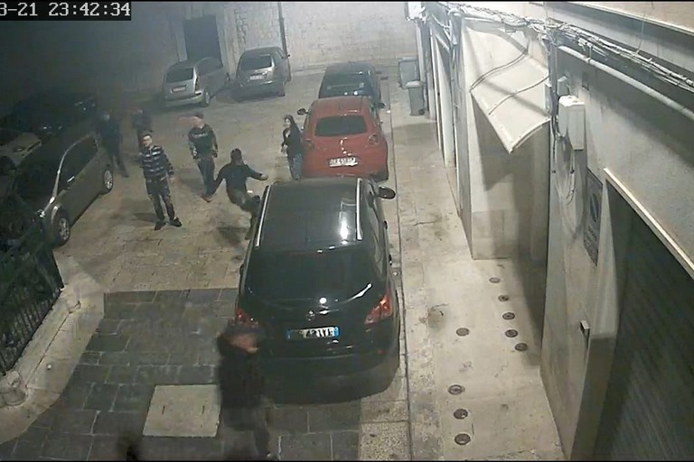 Un frame dei video ripresi dai residenti