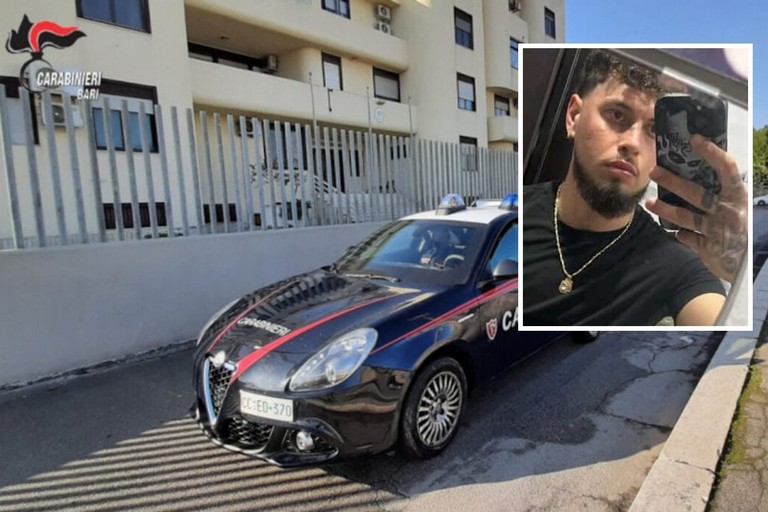 I Carabinieri e, nel riquadro, Antony La Forgia