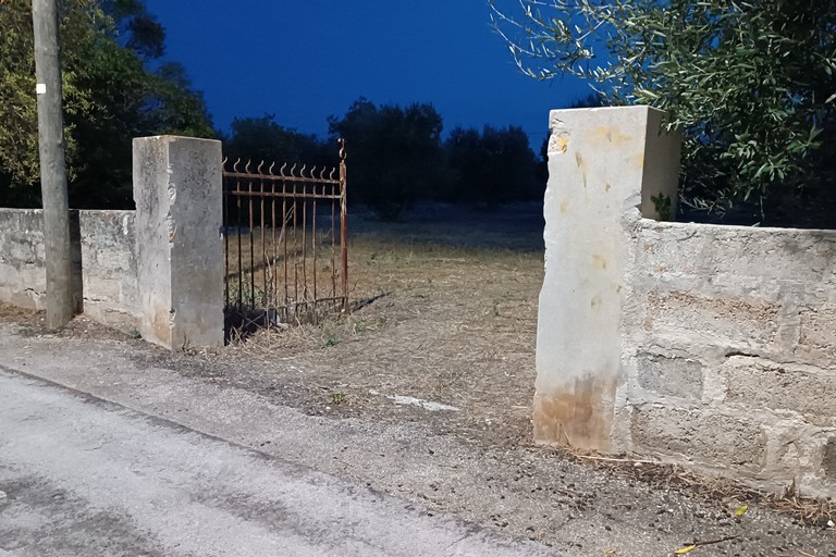 Il luogo del ritrovamento in via Messere