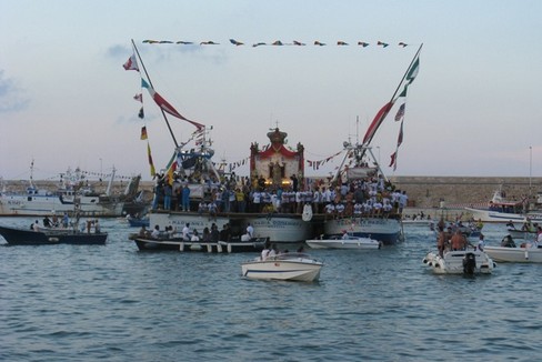 Madonna dei Martiri 2014 barche. <span>Foto Isabella de Pinto</span>