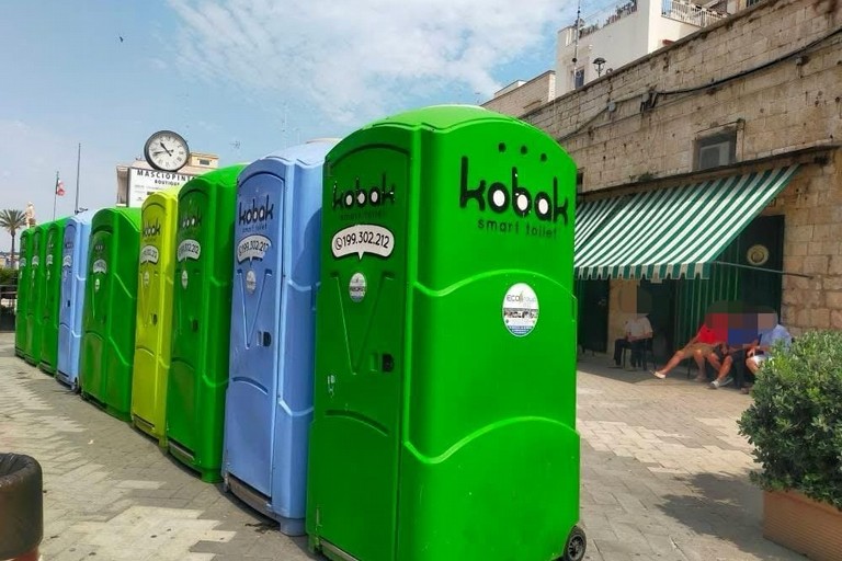 Bagni chimici su Corso Dante