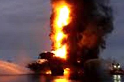 incendio in mare