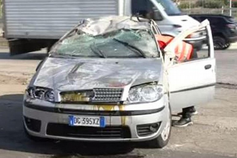 L'incidente stradale avvenuto sulla statale 7 Appia