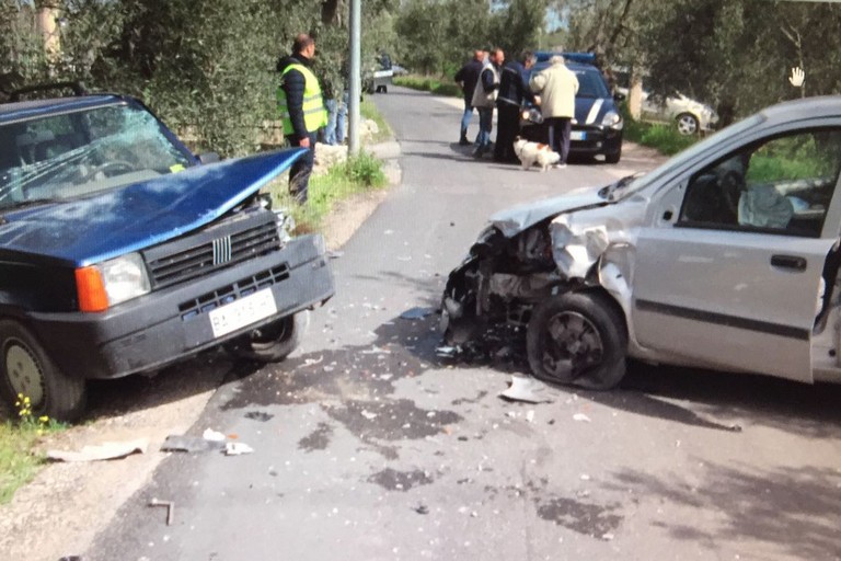 Incidente Frontale in Contrada Mino