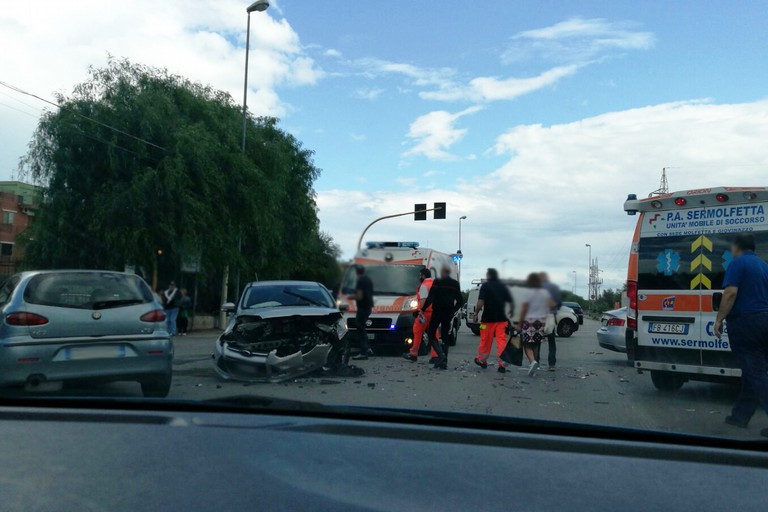 Incidente incorcio di via Berlinguer