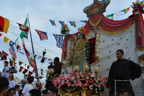 Madonna dei Martiri 2016 la processione a mare. <span>Foto Isabella de Pinto</span>