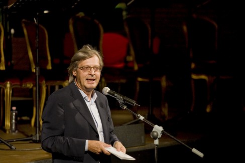 Vittorio Sgarbi visita Palazzo Poli