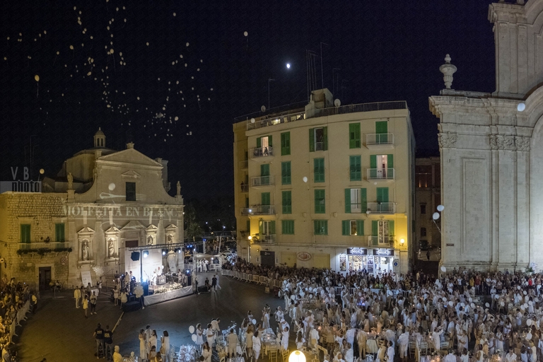 Molfetta En Blanc 2018. <span>Foto Vincenzo Bisceglie</span>