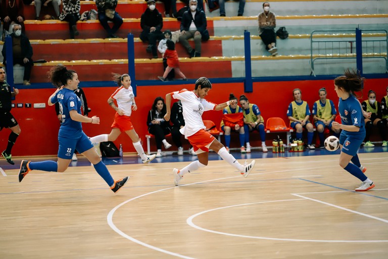 Nan in azione rincorsa da Matjevic foto di Martina Camporeale. <span>Foto Martina Camporeale</span>