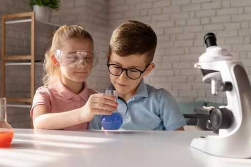 Laboratorio scientifico per bambini