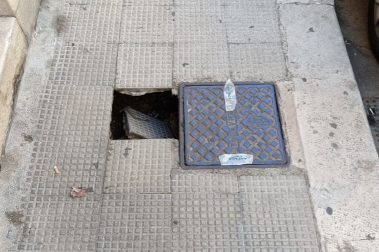 Marciapiede dissestato