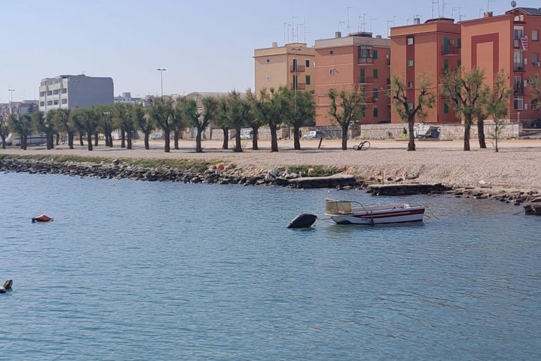 Viale dei Crociati