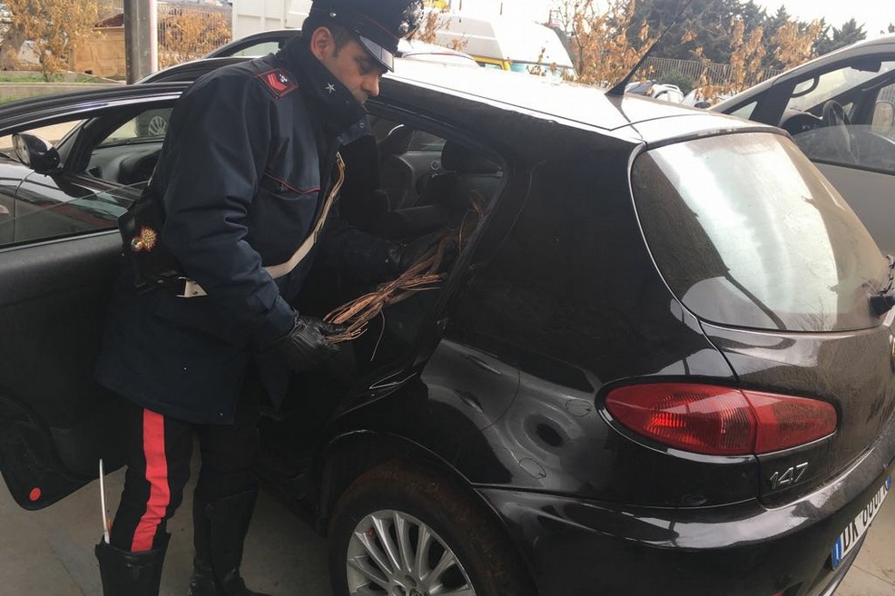 Tentato furto di rame con due auto rubate a Molfetta