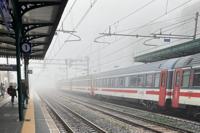 Nebbia stazione