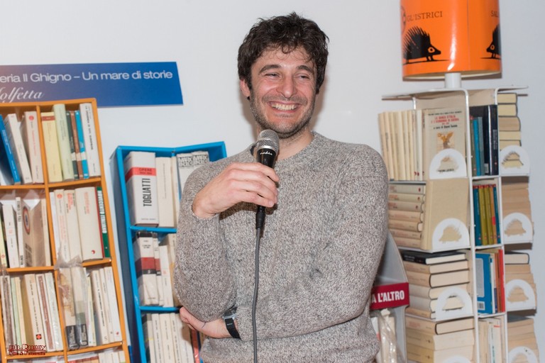 Lino Guanciale a Molfetta per raccontare il suo esordio letterario