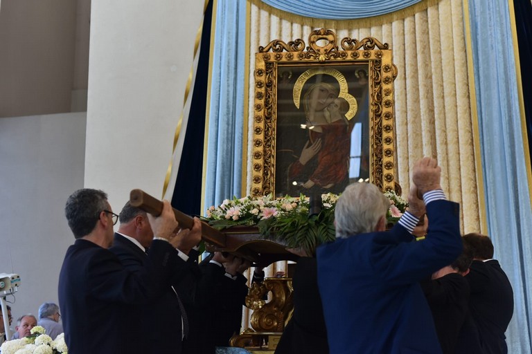 Molfetta rinnova la devozione alla “Medonne du Tremelizze”