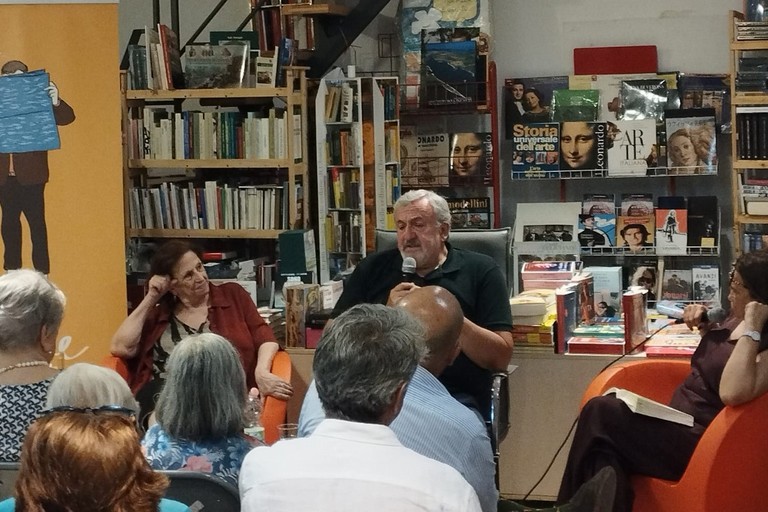 Michele Emiliano apre a Molfetta