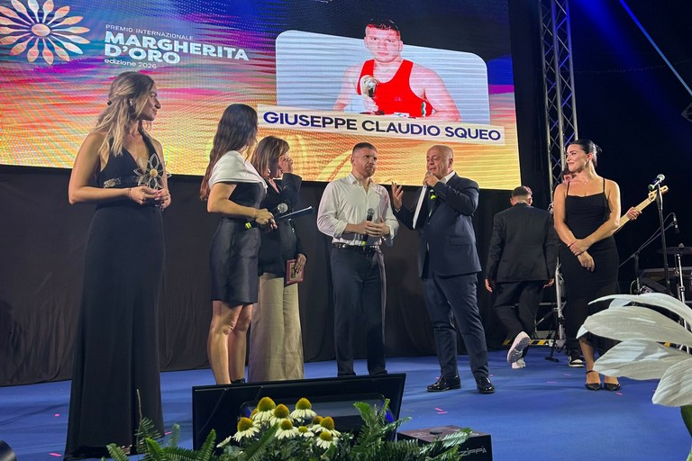 Il pugile di Molfetta Giuseppe Claudio Squeo riceve il premio "Margherita d'Oro 2026"