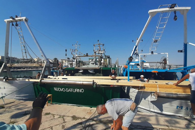 Sagra a Mare, al via l’allestimento delle tre barche della Madonna dei Martiri