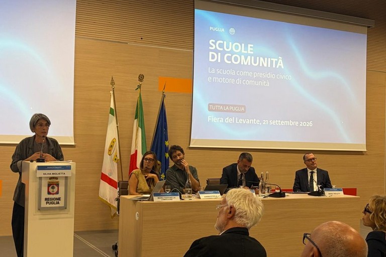 “Scuole di Comunità”